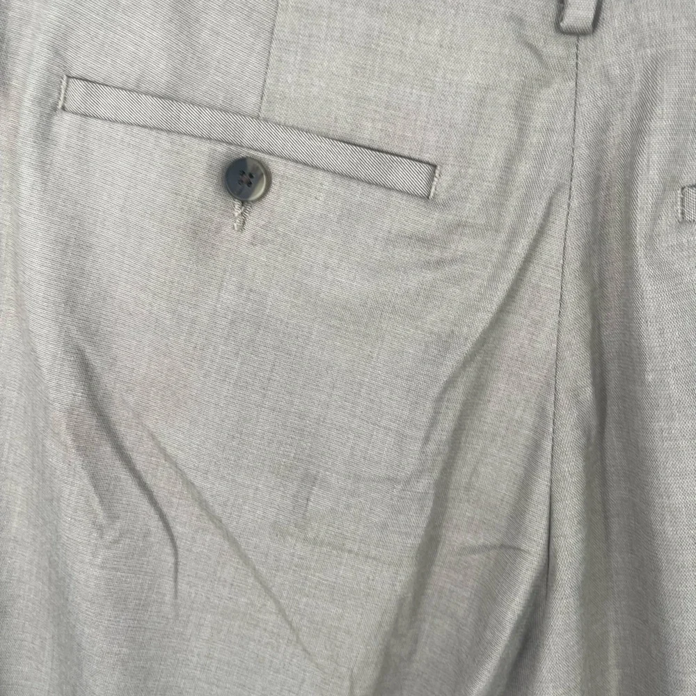 Men's‎ Flat Front Haggar 38x25 color 140 oatmeal